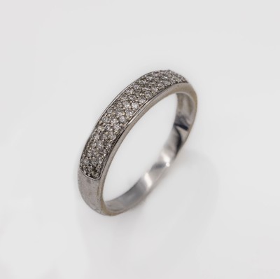 14 kt Gold Brillant-Ring, WG 585/000, Brillanten zus. ca. 0.60 ct Weiß/vs-si, RW 57,total ca. 2.8 g