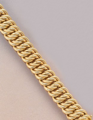 18 kt Gold Armband, GG 750/000, teilstrukturiert, ca. 59.2 g, L. ca. 20 cm, Kastenschloß mit Sicherheitsachten