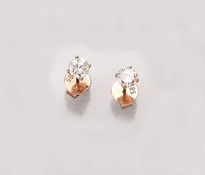 Paar 14 kt Gold Brillant-Ohrstecker, RG 585/000, 2 Brillanten zus. ca. 1.09 ct Weiß- l.get.Weiß/vs-si