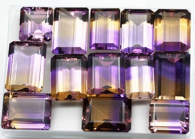 Lot 13 lose Ametrine zus. ca. 320 ct, Emerald Cut und 1 x Karree, Idar Obersteiner Schleifarbeit