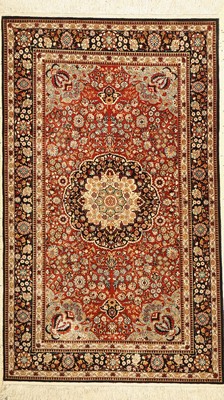 Hereke Seide fein, China, ca. 40 Jahre, reine Naturseide, ca. 155 x 94 cm, EHZ: 1-2
