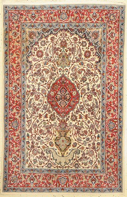 Esfahan fein, Persien, um 1960, Korkwolle mit und auf Seide, ca. 168 x 110 cm, ca. 1,0 Mio. Kn/qm, EHZ: 1-2
