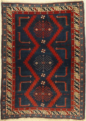 Derbent antik, Kaukasus, um 1900, Wolle aufWolle, ca. 140 x 106 cm, EHZ: 2-3