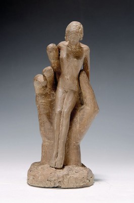 Monogrammist G.v.B., zweiteilige Skulptur einer Frau in einer Hand, H. ca. 26cm