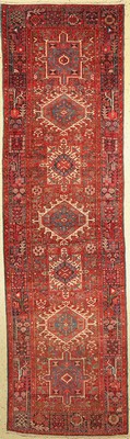 Garadjeh alt, Persien, um 1950, Wolle auf Baumwolle, ca. 332 x 75 cm, EHZ: 2-3