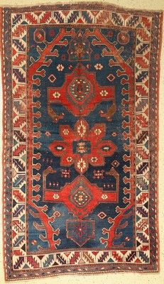 Antiker Kazak, Kaukasus, um 1900, Wolle aufWolle, ca. 227 x 133 cm, EHZ: 4-5