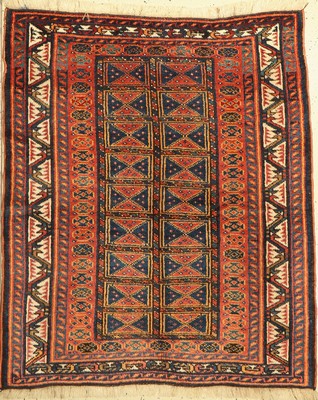 Kurdischer Dorfteppich, Persien, um 1910, Wolle auf Wolle, ca. 158 x 133 cm, EHZ: 2-3