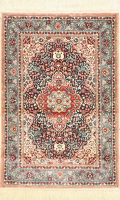 Hereke Seide fein, China, ca. 40 Jahre, reine Naturseide, ca. 92 x 62 cm, ca. 1,0 Mio.Kn/qm, EHZ: 2