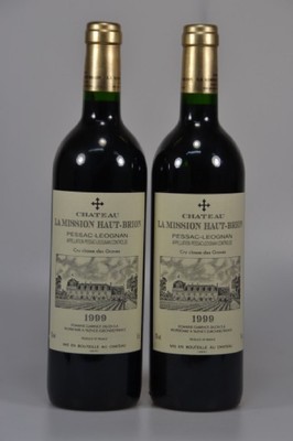 2 Flaschen 1999 Chateau La Mission Haut-Brion , Pessac-Leognan, je 750ml, 13% Vol., High Fill, unverkostet, 91 Parker-Punkte