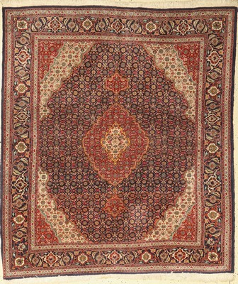 Täbriz fein(50 Raj), Persien, um 1960, Korkwolle mit Seide, ca. 170 x 150 cm, EHZ: 2(kleiner Mottenfraß)