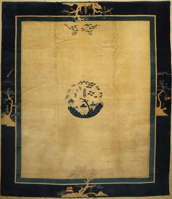 Antiker Peking, China, 19.Jhd, Wolle auf Baumwolle, ca. 352 x 308 cm, EHZ:(Alters-und Gebrauchsspuren)