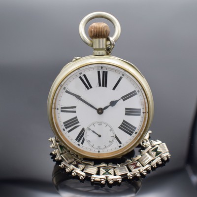 Große offene Taschenuhr mit 8-Tagewerk, Schweiz um 1900, Nickelgeh., Emailzifferbl. riss. m. röm. Zahlen, gebl. Birnenzeiger, verg. Werk, ...