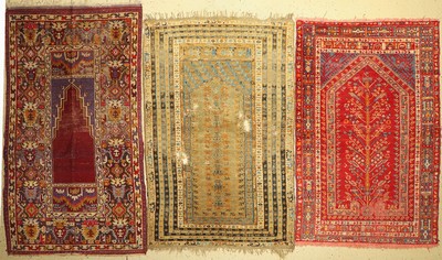 Konvolut aus 3 Türkische Brücken, um 1900/1920, Wolle auf Wolle, ca, 180 x 117 cm, EHZ: 5-6
