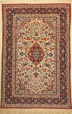 Esfahan fein, Persien, um 1940, Korkwolle auf Seide, ca. 225 x 150 cm, gereinigt, EHZ:(sehr guter Zustand)