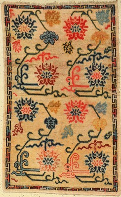 Gyantse"Khaden" alt, Tibet, um 1900, Wolle auf Baumwolle, ca. 150 x 85 cm, EHZ:(Alters-und Gebrauchsspuren)