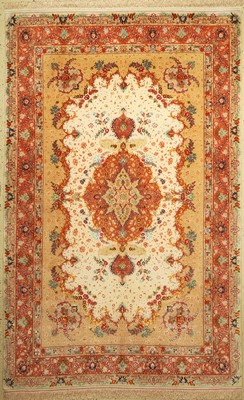 Täbriz fein(60 Raj), Persien, ca. 50 Jahre,Korkwolle mit und auf Seide, ca. 315 x 200 cm,gereinigt, EHZ:(Sehr guter Zustand)