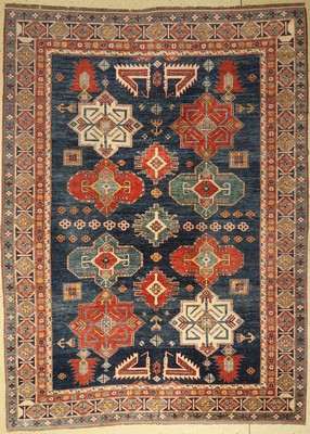 Kazak, Pakistan, ca. 50 Jahre, Wolle auf Wolle, ca. 325 x 240 cm, EHZ: 2-3