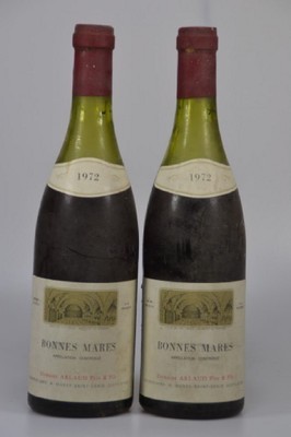 2 Flaschen 1972 Domaine Arlaud Bonnes Mares,Cote de Nuits, Vertrieb Ludwig von Karpff & Co. Bremen, je ca. 750ml, beschmutzt
