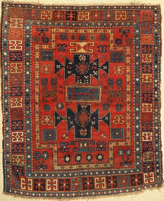 Antiker Kazak, Kaukasus, 19.Jhd, Wolle auf Wolle, ca. 170 x 145 cm, EHZ:(Alters-und Gebrauchsspuren)