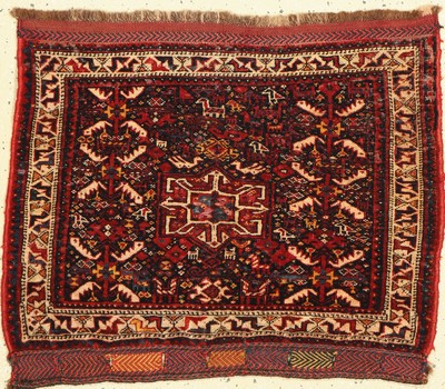 Ghaschgai Taschenfront, antik, Persien, um 1900, Wolle mit Seiden Highlights, ca. 75 x 61cm, EHZ:(Alters-und Gebrauchsspuren)