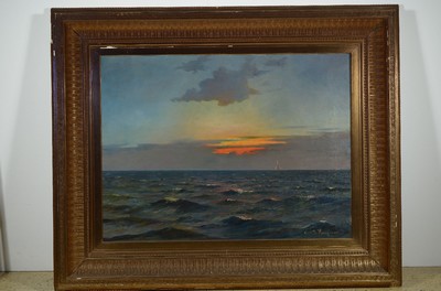 Carl Th(?) Rassmussen, dänischer Künstler des 19.Jh./frühen 20.Jh., ruhige Meerlandschaft bei Sonnenaufgang, Segelboot in der Ferne, rechts unten ...