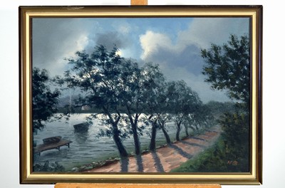 Monogrammist St.B., um 1930, Vollmond über einer Baumzeile am Ufer eines Sees, Öl/Lwd, rechts unten monogr., ca. 48x67cm, R. ca. 54x73cm