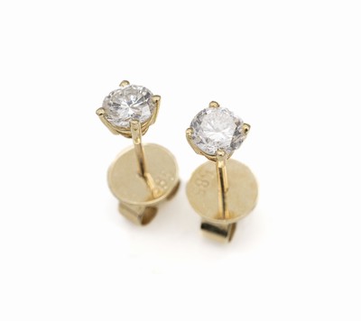 Paar 14 kt Gold Brillant-Ohrstecker, GG 585/000, insg. 2 Brillanten zus. ca. 0.80 ct Weiß-l.get.Weiß/si-p