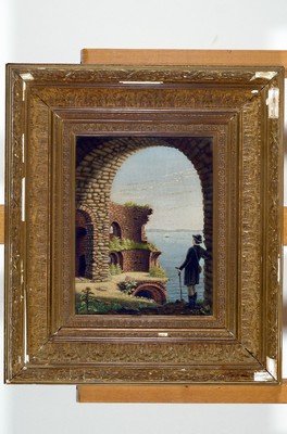 Carl Milton Jensen, 1855 Slagelse-1928 bei Aarhus, Mann im Torbogen stehend und aufs Meer blickend, Öl/Lwd, rechts unten monogr. und dat. 1882, ca. ...