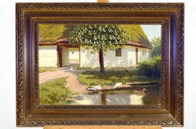 Alfred Valdemar Larsen, 1860 Stenderup-1946 Virum, Bauernhaus mit Enten und blühendem Kastanienbaum, Öl/Lwd, rechts unten signiert, ca. 35x54cm, R. ...