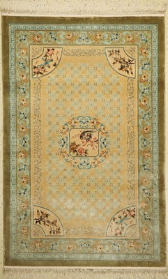 China Seide, ca. 40 Jahre, reine Naturseide, ca. 189 x 120 cm, EHZ: 2