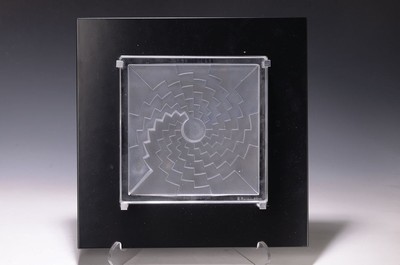 Rosenthal Jahresobjekt in Glas, 1986, "Foro Geometrico" von Marcello Morandini, signiert, num. 258/500, ca. 23x23x4.5cm, mit Halterung, ...