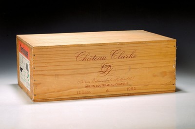 12 Flaschen Chateau Clarke 1993, Baron Edmond de Rothschild, Listrac, orig. verkorkt und unverkostet, into neck, in orig. Holzbox