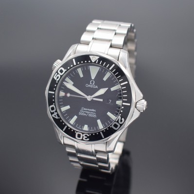 OMEGA Seamaster Herrenarmbanduhr in Stahl Referenz 22645000, Schweiz verk. lt. beil. Pap. 01/2004, quarz, Boden, Krone & Heliumventil verschr., orig. ...