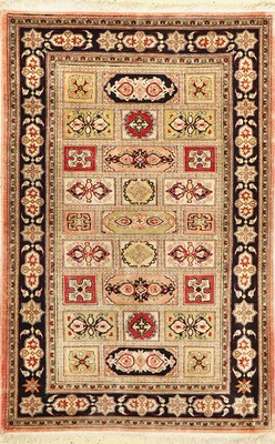 Ghom Seide, Persien, ca. 40 Jahre, reine Naturseide, ca. 130 x 85 cm, ca. 1,0 Mio. Kn/qm, EHZ: 2