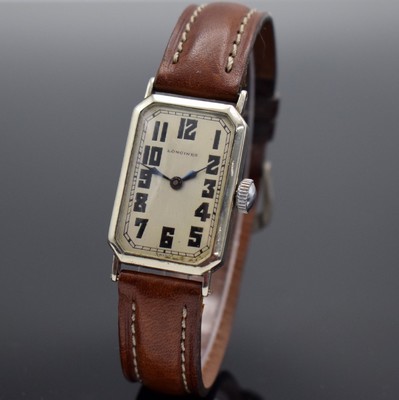 LONGINES rechteckige Armbanduhr in 14k Gold- filled, Schweiz um 1930, Handaufzug, grav. Scharnierboden, silb. Zifferbl. rest., arab. Zahlen fl., ...
