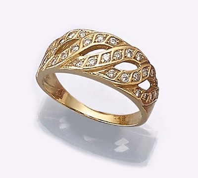 18 kt Gold Brillant-Ring, GG 750/000, 34 Brillanten zus. ca. 0.70 ct Weiß/vs-si, RW 56,ca. 4.8 g