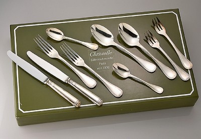 50-teiliges CHRISTOFLE Besteck, versilbert,vollständig für 10 Personen, Modell "Malmaison", best. aus: 10 Menuegabeln, 10 Menuelöffel, ...