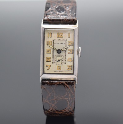 LONGINES Armbanduhr mit Kaliber 9,47N, Schweiz um 1928, Handaufzug, 2-teil. 925er Silber Scharniergeh. unsign., silb. Zifferbl. m. arab. Zahlen ...