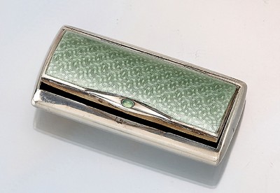 Briefmarkendöschen, Österreich um 1910, Silber, Innenvergoldung, Meistermarke GUSTAV ANTON SCHEID, leicht gewölbte Form, Deckel guill. und ...