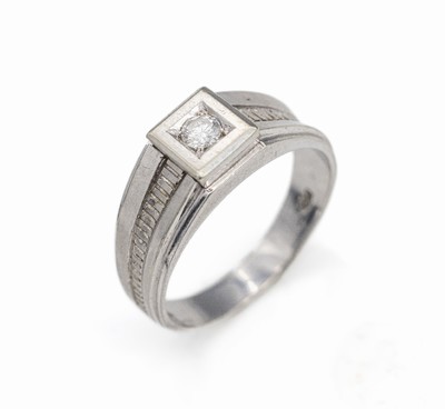 18 kt Gold Brillant-Herrenring, WG 750/000,einzelner Brillant ca. 0.20 ct feines Weiß/vs,RW 64, ca. 8.5 g