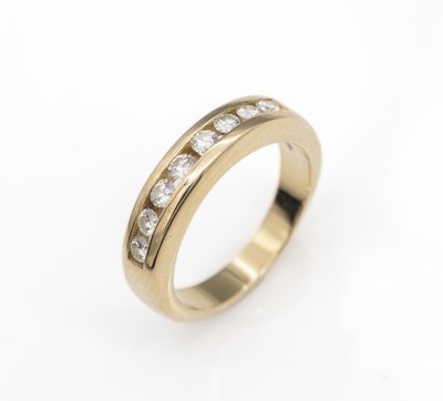 14 kt Gold Brillant-Ring, GG 585/000, 8 Brillanten zus. ca. 0.40 ct Weiß/vs-si, ca. 7.1 g, RW 57