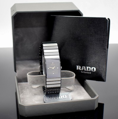 RADO Jubile Damenarmbanduhr, Schweiz um 1997, quarz, Keramikgeh., Keramik-Gliederband m. dopp. Faltschl., schwarzes Zifferbl., gold. Zeiger, M. ca. ...