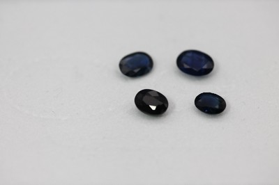 Lot 4 lose facett. Saphire, zus. 4.51 ct, oval, wärme-beh., mit jewels GCI Lap Report