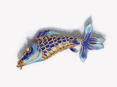 Anhänger "Fisch", Silber gepr., verg., China 1960er Jahre, Schleierschwanz, in sich bewegl., Kopf, Flossen und Körper emailliert in ...