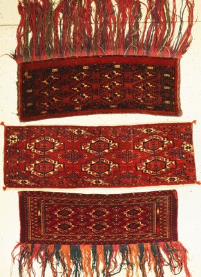 3 Turkmenische Torbas, um 1900, Wolle auf Wolle, ca. 115 x 40 cm, EHZ: 3