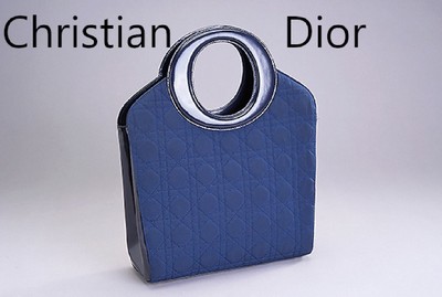 CHRISTIAN DIOR Henkeltasche, abgestepptes dunkelblaues Nylon, Henkel und Seitenpartie in Cannage Quilted Leder, rotes Innenfutter 2 große Fächer ...
