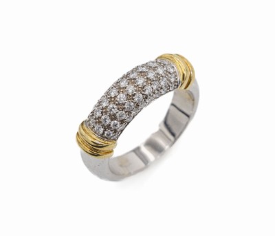 18 kt Gold Brillant-Ring, WG/GG 750/000, 54 Brillanten zus. ca. 0.57 ct feines Weiß/vs, ca. 9.0 g, RW 56