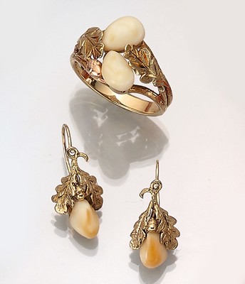 14 kt Gold Grandel-Schmuckset, GG 585/000, Ring und Paar Ohrgehänge, Eichenlaubdekor, total ca. 9.0 g, RW 60