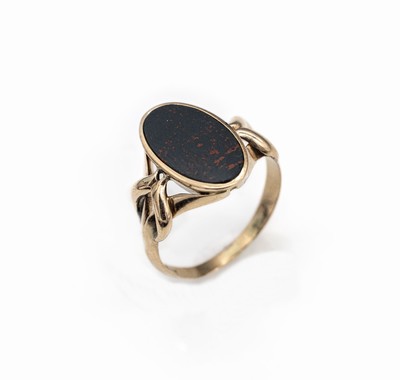 14 kt Gold Jaspis-Ring, GG 585/000, ovale Platte, total ca. 6.7 g, RW 65, Meistermarke unged.