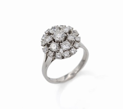 18 kt Gold Brillant-Ring, WG 750/000, 21 Brillanten zus. ca. 1.85 ct Weiß-l. get. Weiß/si, ca. 9.0 g, RW 59